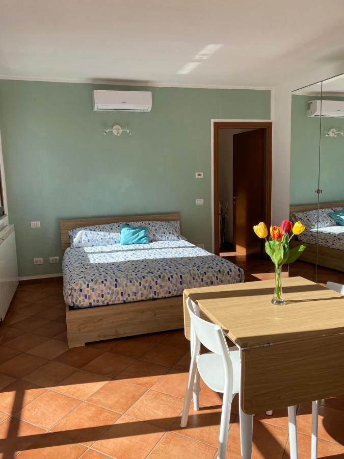 Il Tulipano Apartment Trezzano Rosa Exterior photo